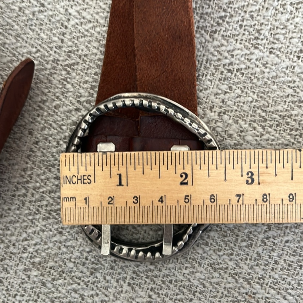 Western brown leather belt braid center double Silvertone round buckle 43” - Picture 6 of 11
